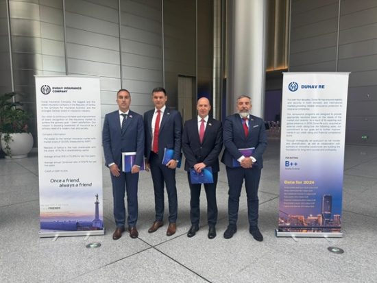 Висока делегација Компаније „Дунав осигурање“ и „Дунава Ре“ на реномираној међународној конференцији у Шангају(2)